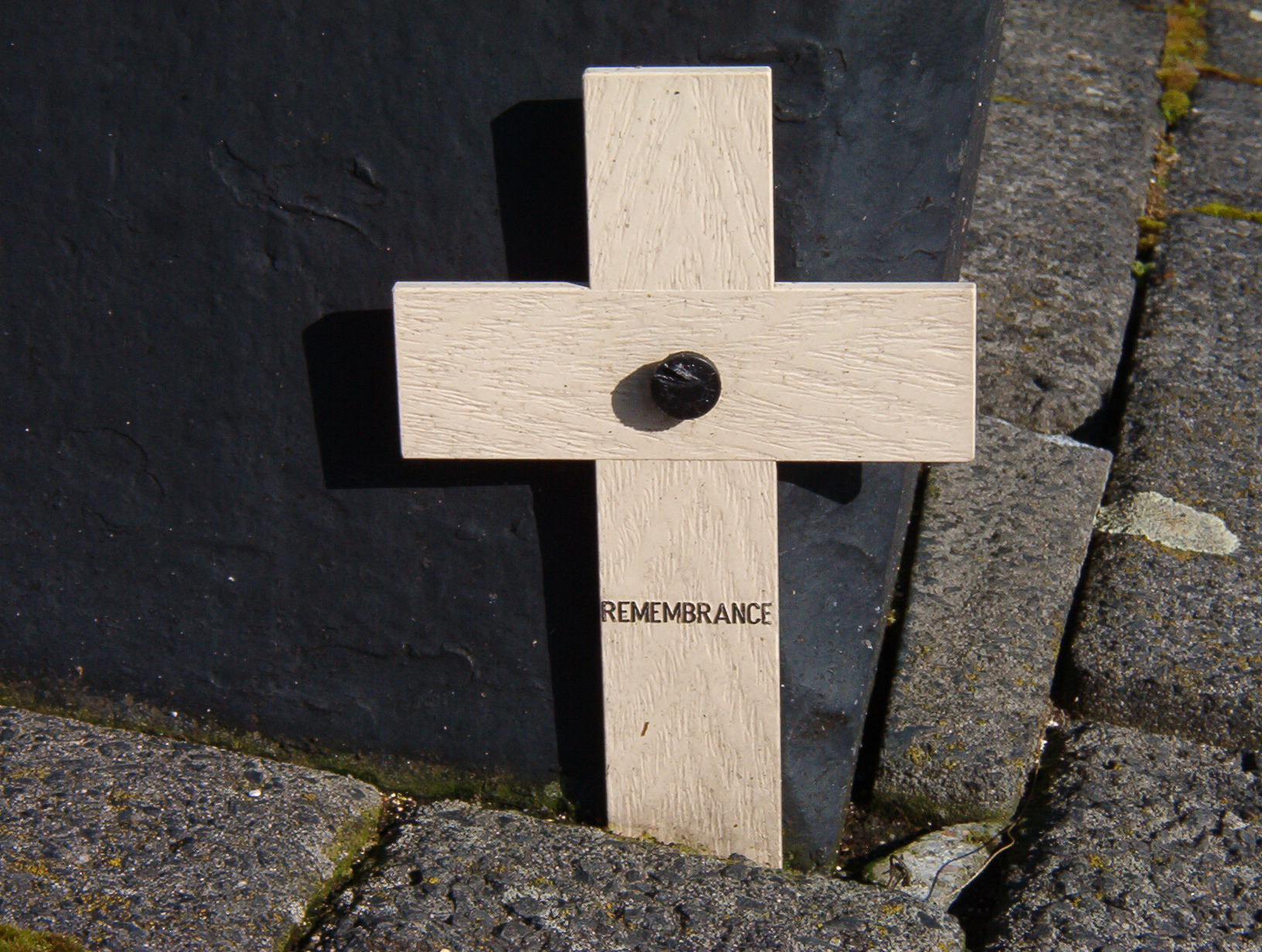 Wooden cross, Neuville-St Vaast