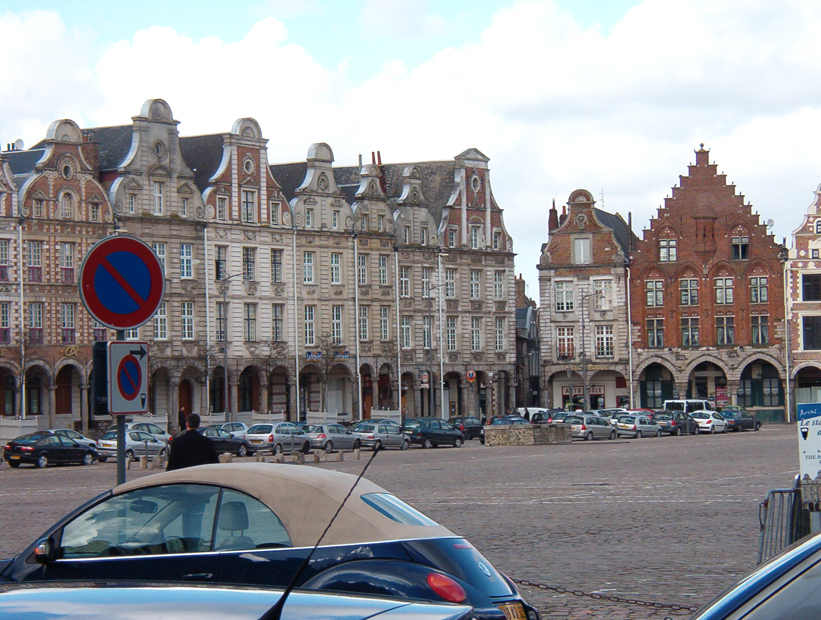 Arras Town Square